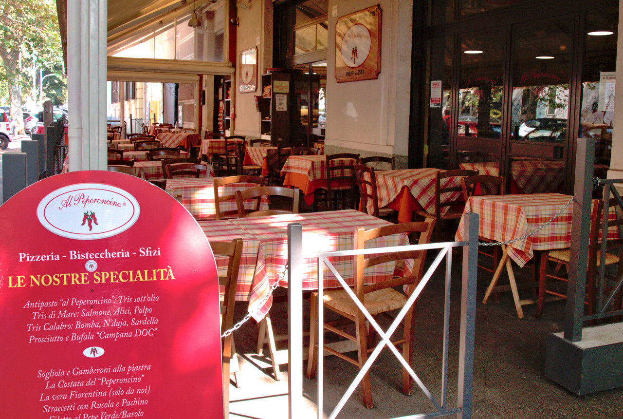 Ristorante Pizzeria Al Peperoncino - posti all'aperto